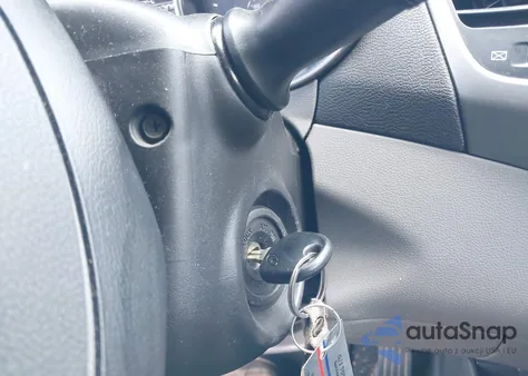 2016 Hyundai Elantra Se z USA, uszkodzony, nr VIN 5NPDH4AE2GH670920